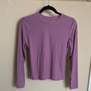 Like new old navy active cloudmotion go dry Women's Long Sleeve Purple Top sz SP